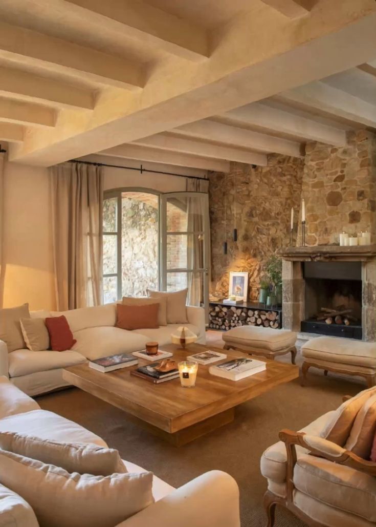 Rustico da ristrutturare in via casone, Montefano