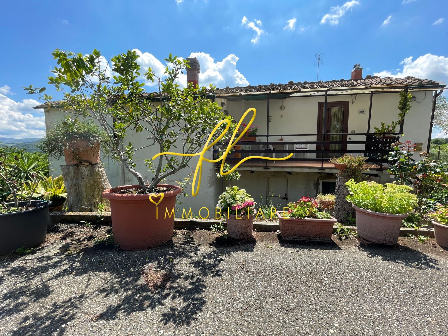 Appartamento con giardino a Pomarance