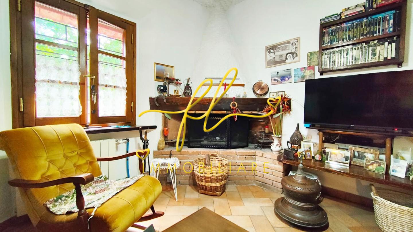 Rustico con giardino a San Vincenzo