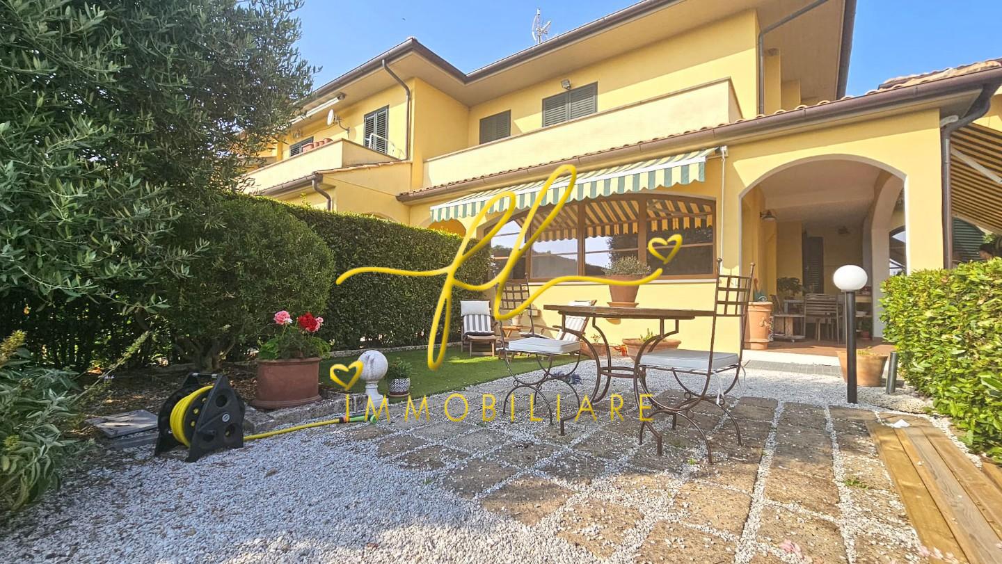 Quadrilocale con giardino, Castellina Marittima le badie