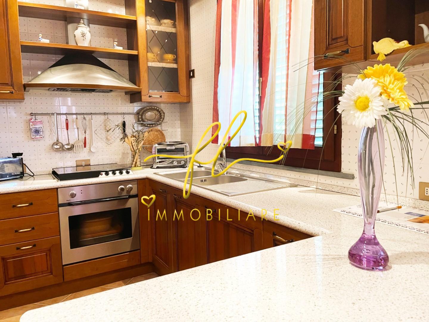 Villa Bifamiliare con giardino a Pomarance