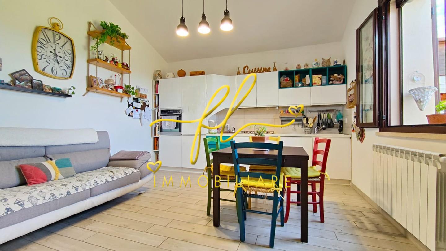 Casa indipendente con giardino a Piombino