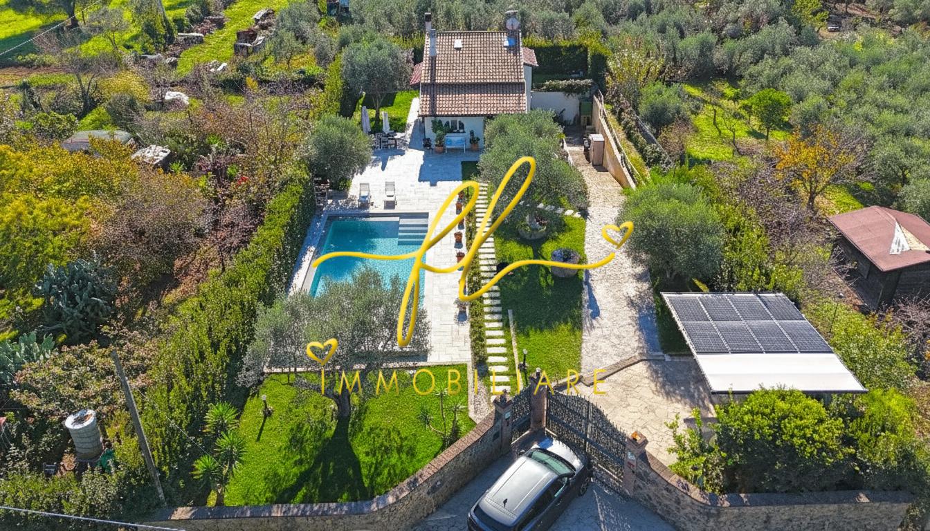 Villa con giardino, Cecina collemezzano alto