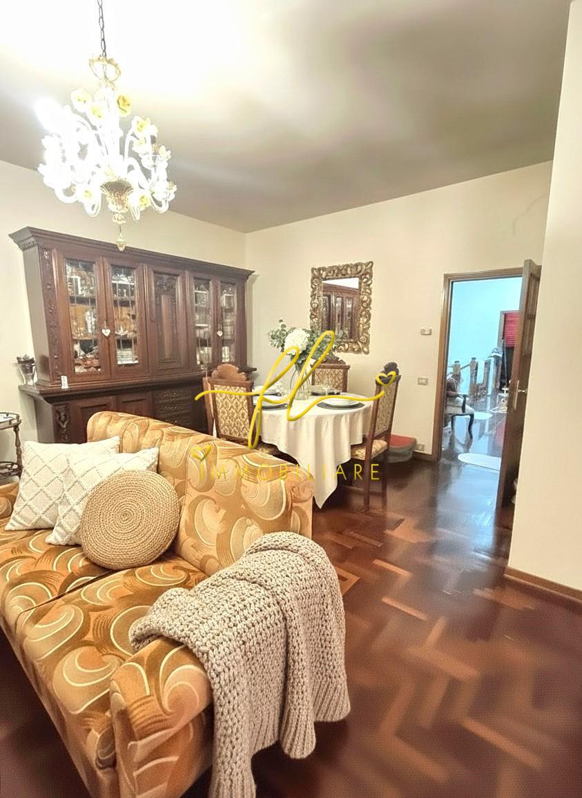 Villa con giardino a Casole d'Elsa