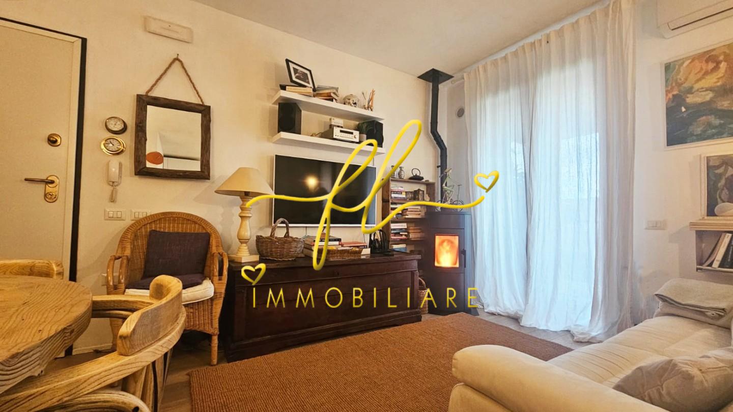 Bilocale con terrazzo, Castagneto Carducci marina di castagneto