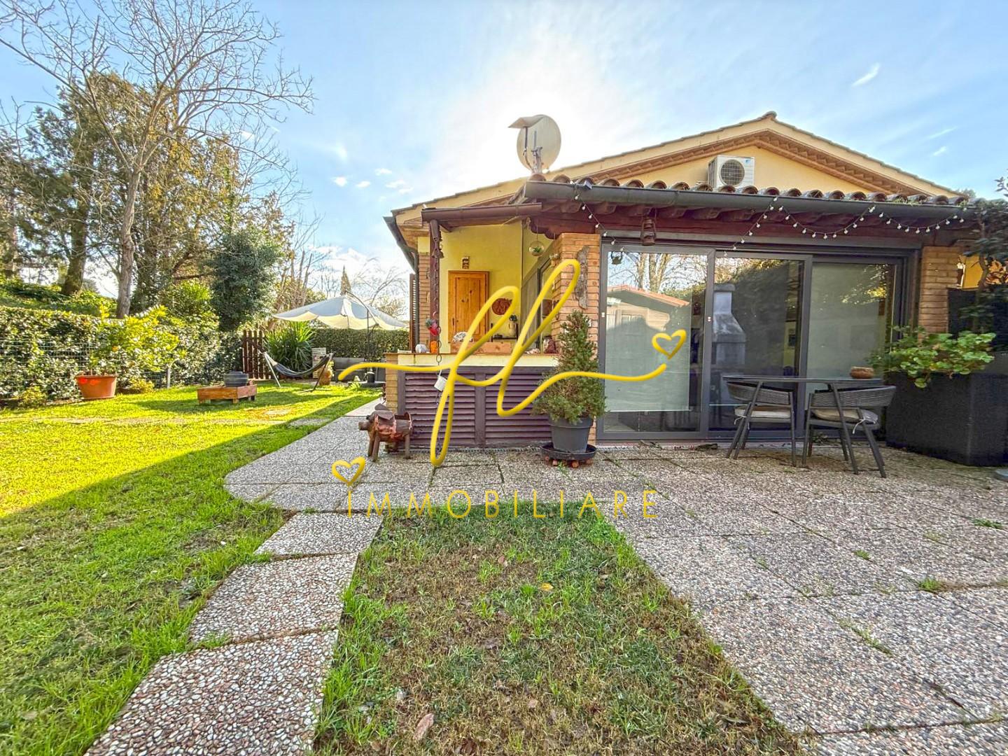 Trilocale con giardino a Riparbella