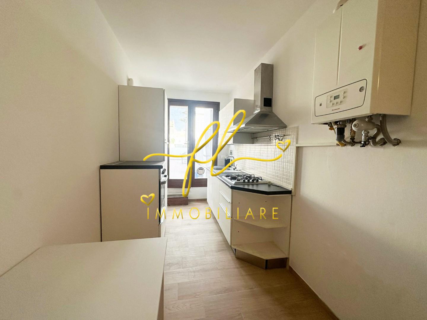 Trilocale con terrazzo a Cecina