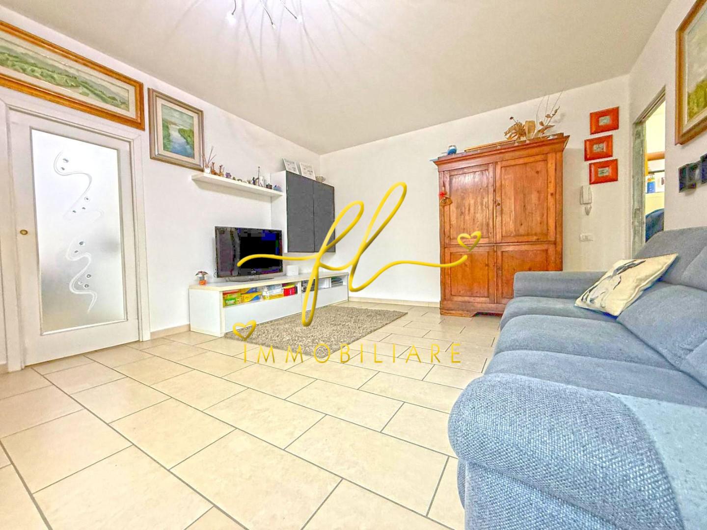 Trilocale con giardino a Cecina