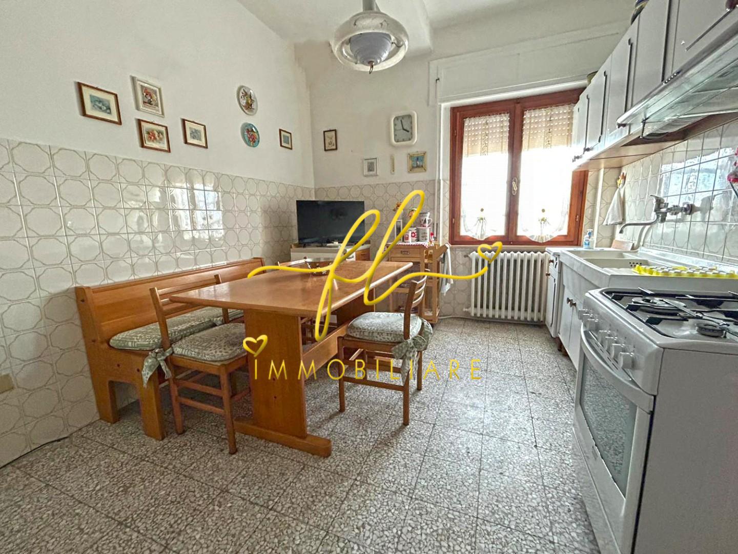 Villa Bifamiliare con giardino a Orciano Pisano