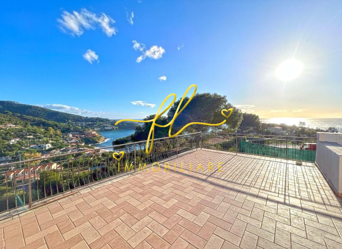 Villa con giardino a Capoliveri