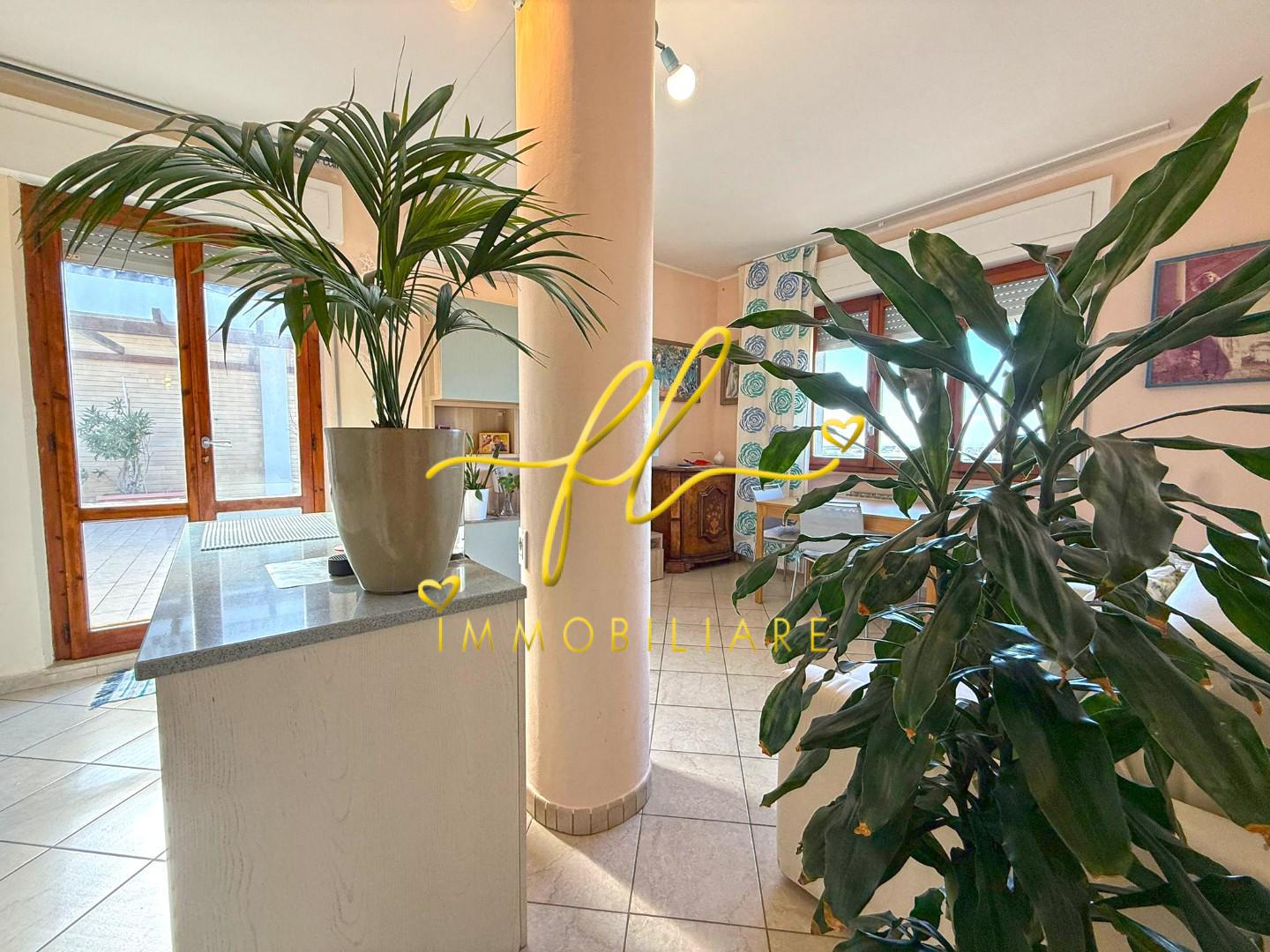 Attico vista mare a Cecina