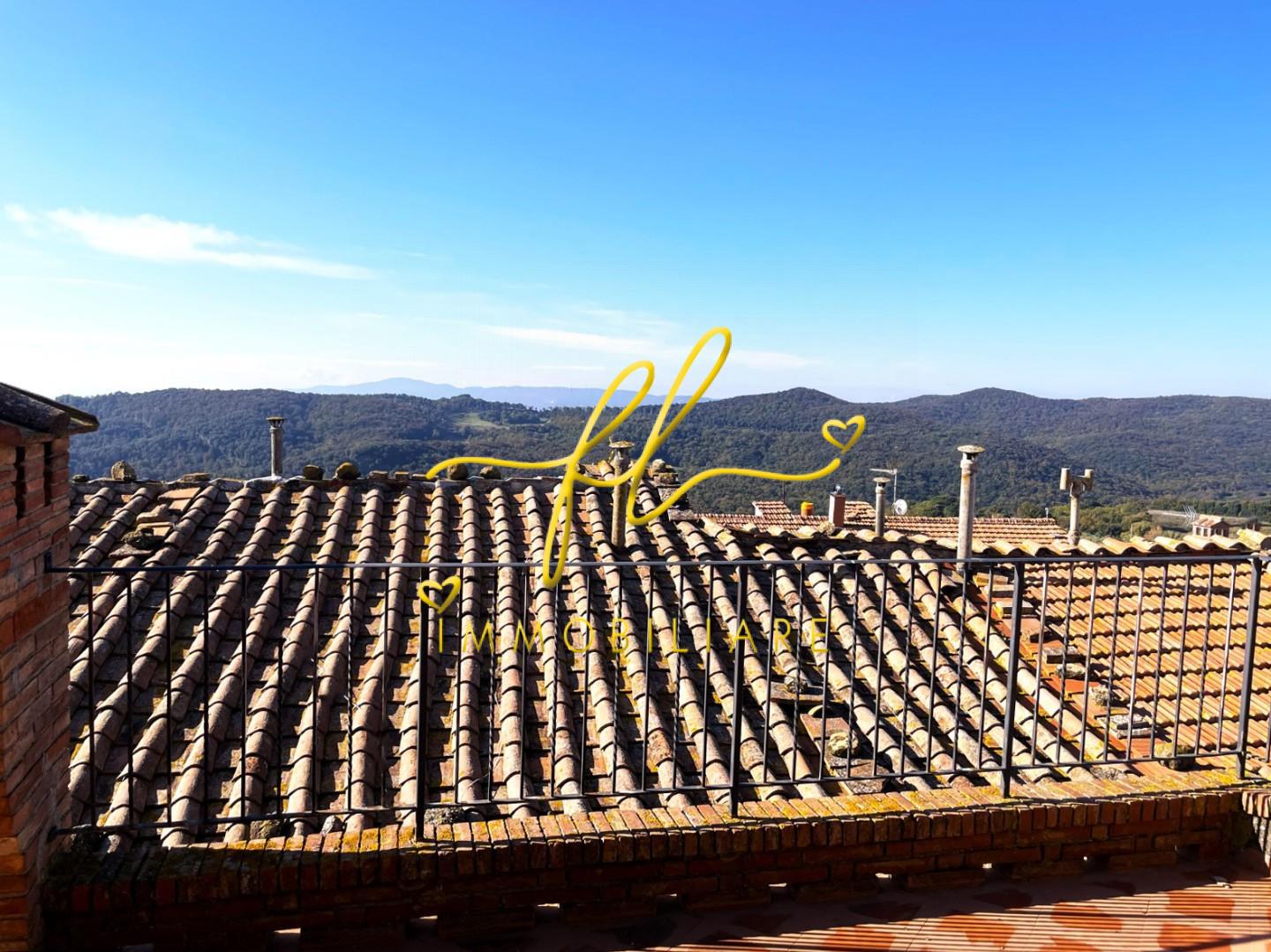 Casa indipendente con terrazzo, Pomarance lustignano