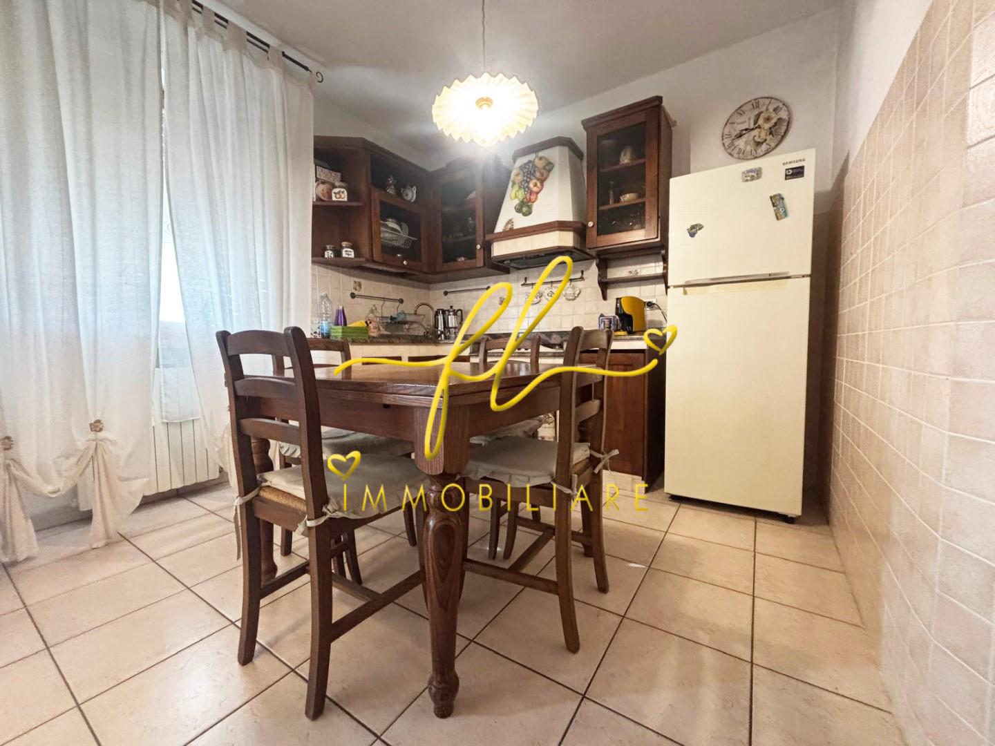 Quadrilocale con giardino a Cecina