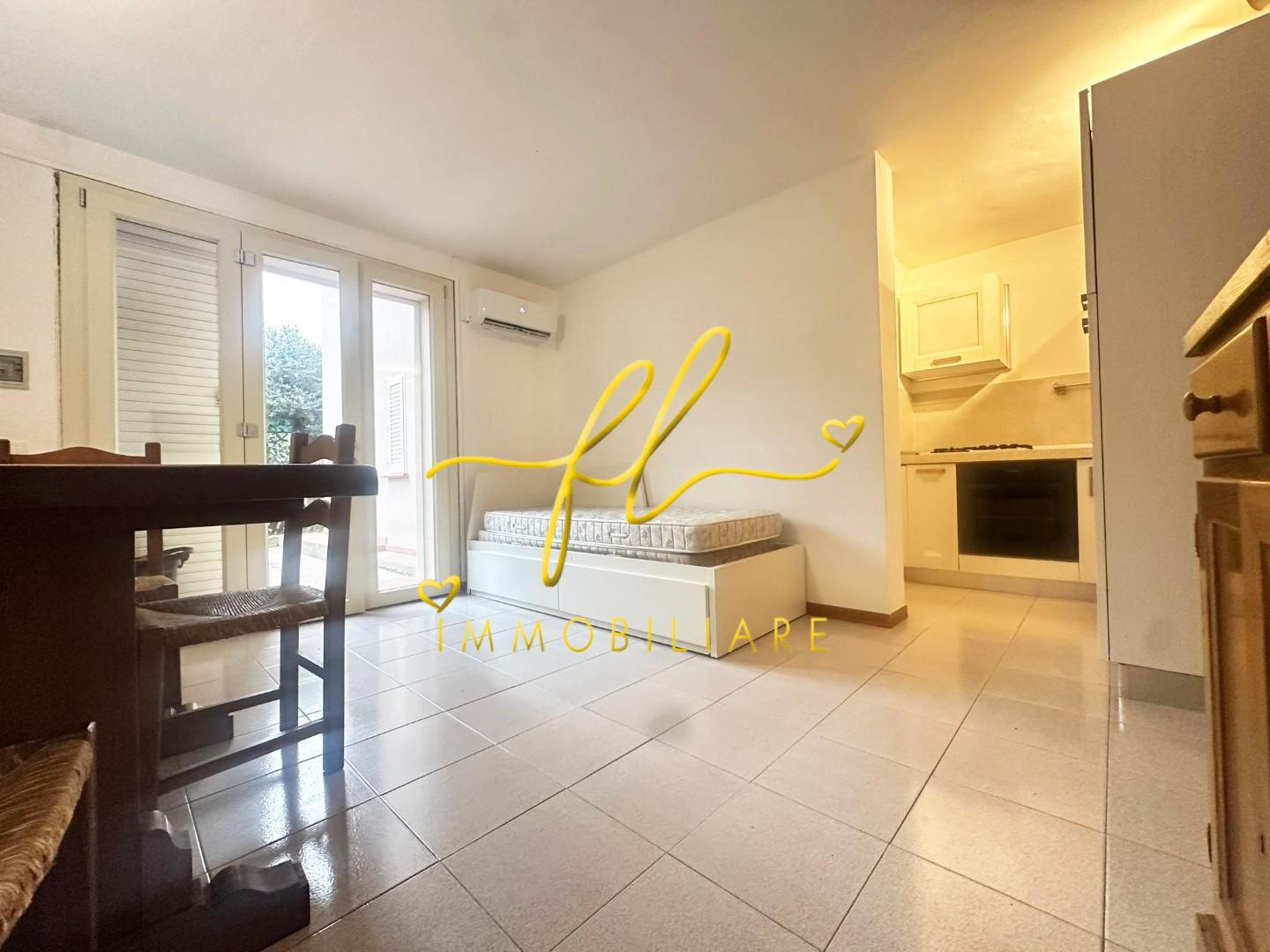 Monolocale con giardino a Guardistallo