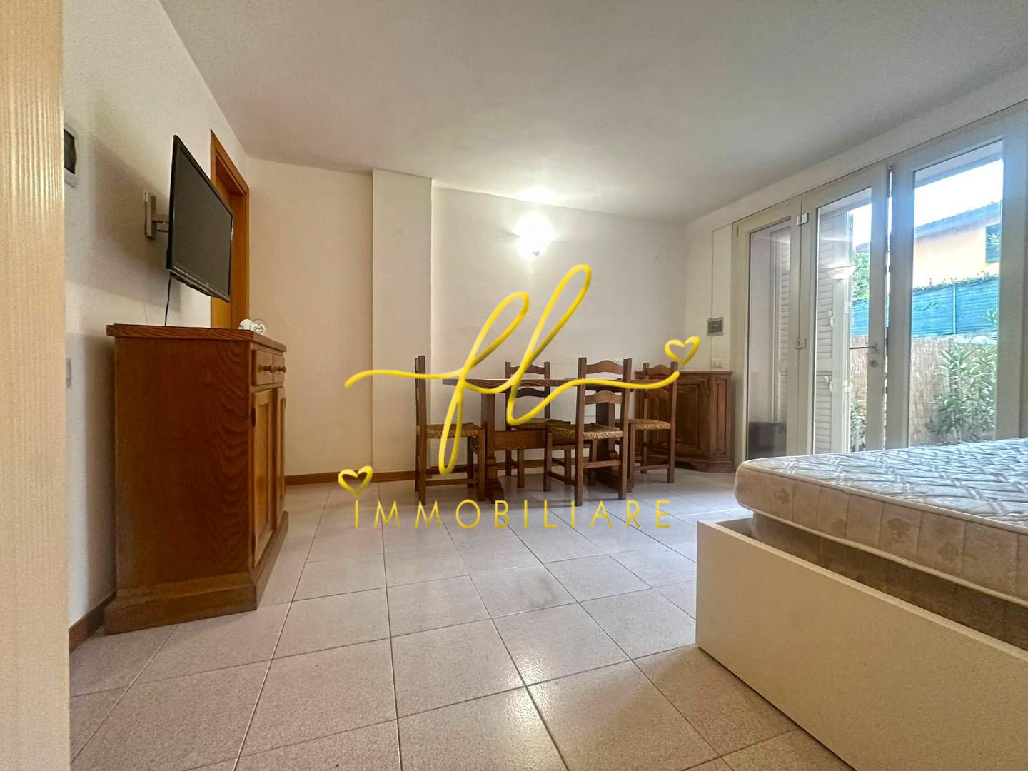 Monolocale con giardino a Guardistallo