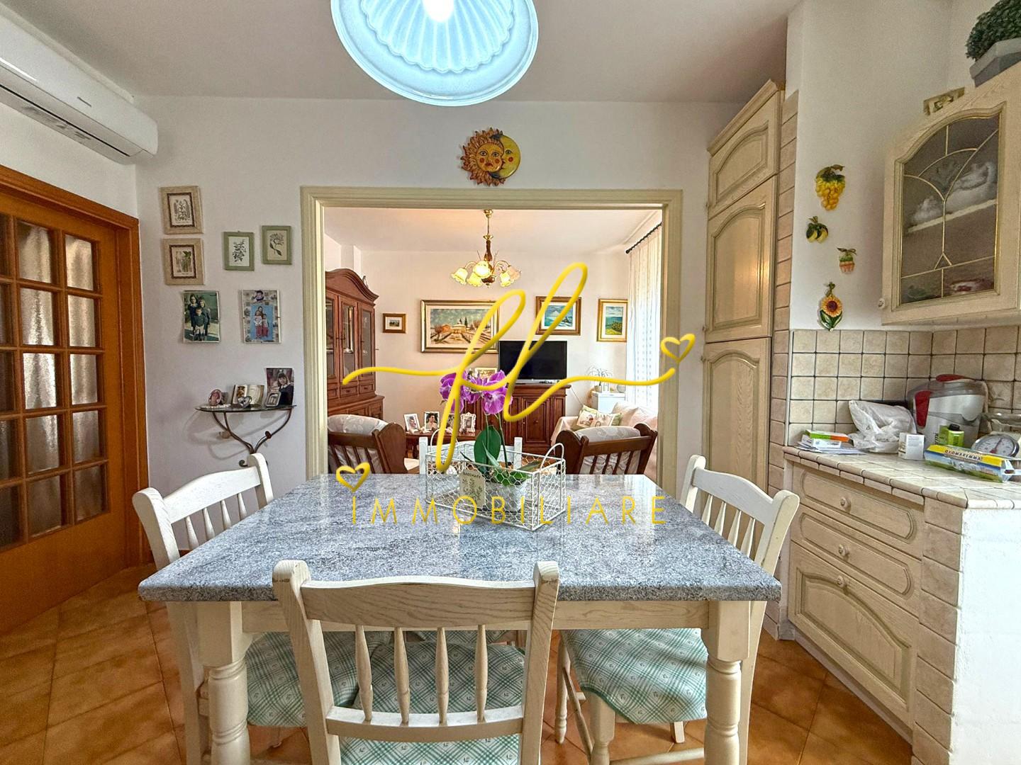 Quadrilocale con giardino, Cecina palazzaccio