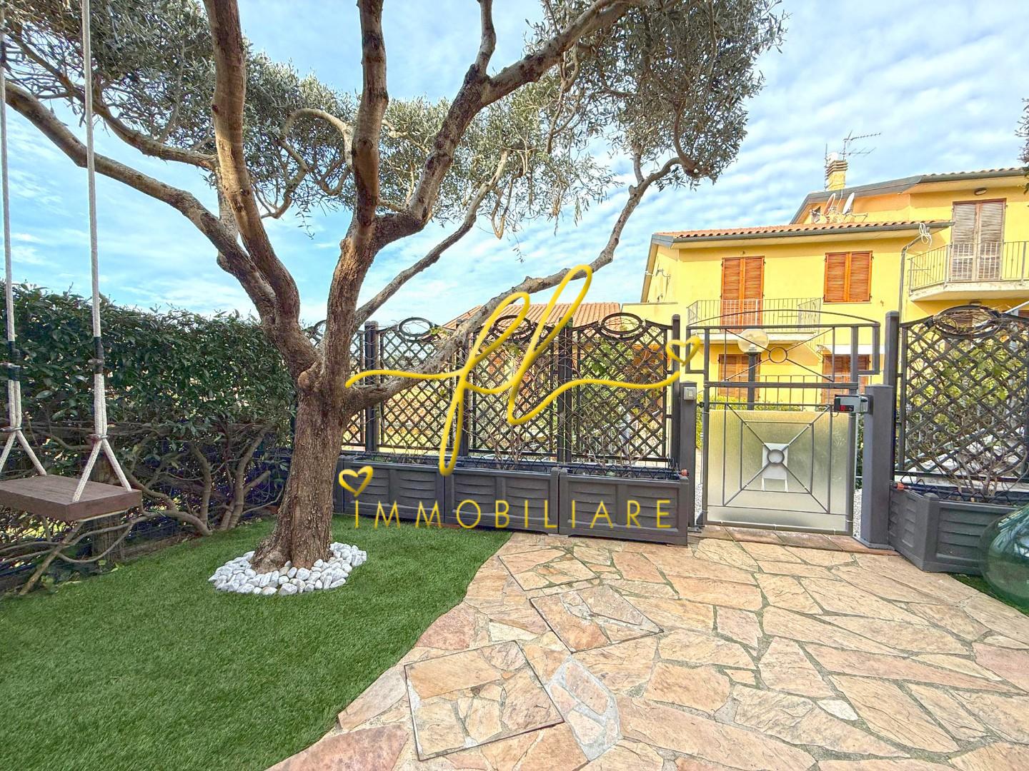 Quadrilocale con giardino a Guardistallo