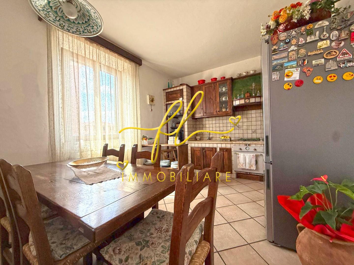 Trilocale in vendita, Cecina palazzaccio