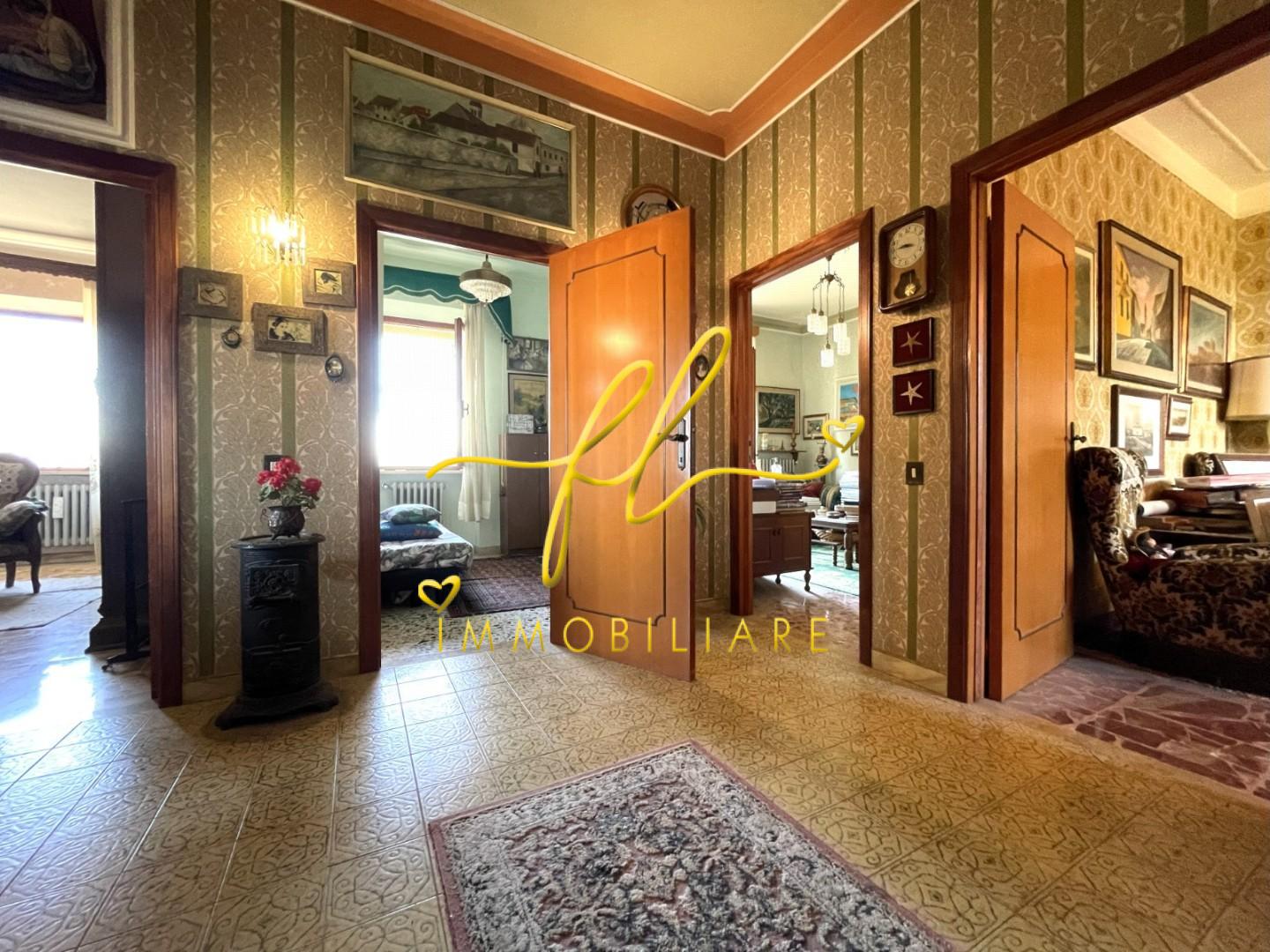 Appartamento con terrazzo a Pomarance