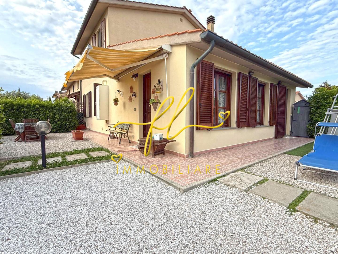 Quadrilocale con giardino a Cecina