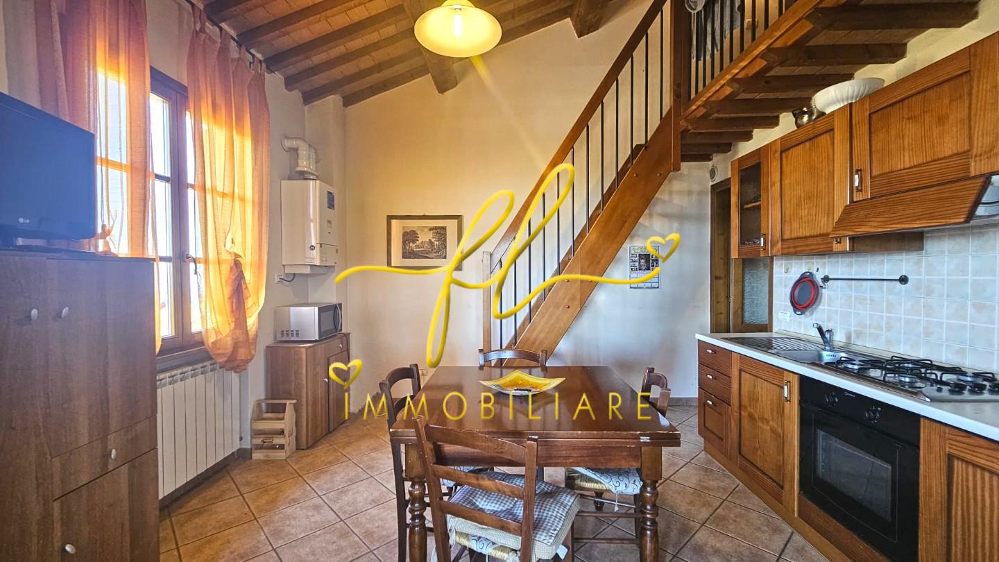 Bilocale con giardino a Riparbella