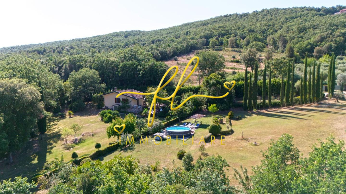 Villa con giardino, Monteverdi Marittimo gualda