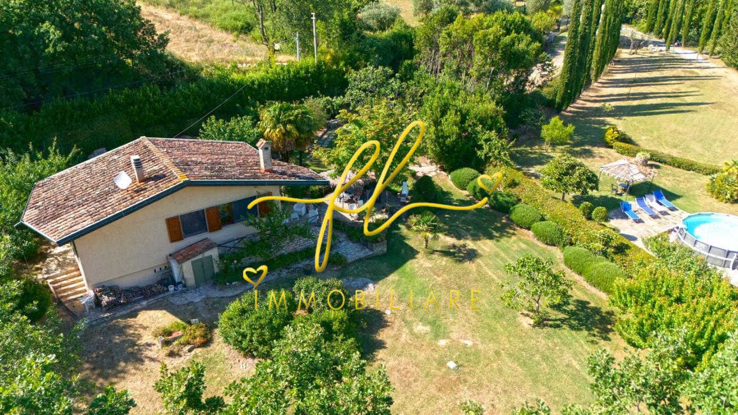 Villa con giardino, Monteverdi Marittimo gualda