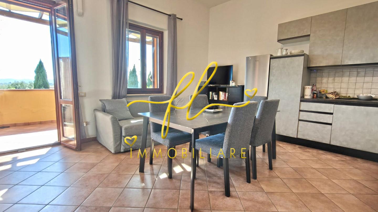 Trilocale con terrazzo, Campiglia Marittima venturina terme