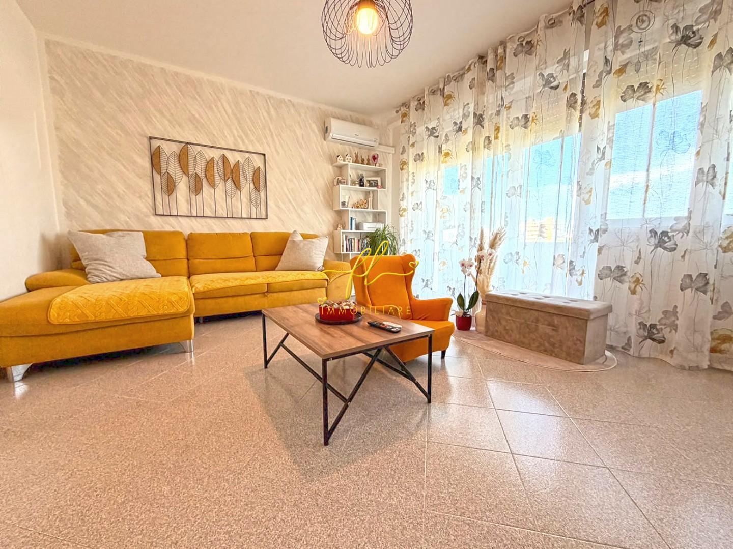 Quadrilocale con terrazzo a Cecina
