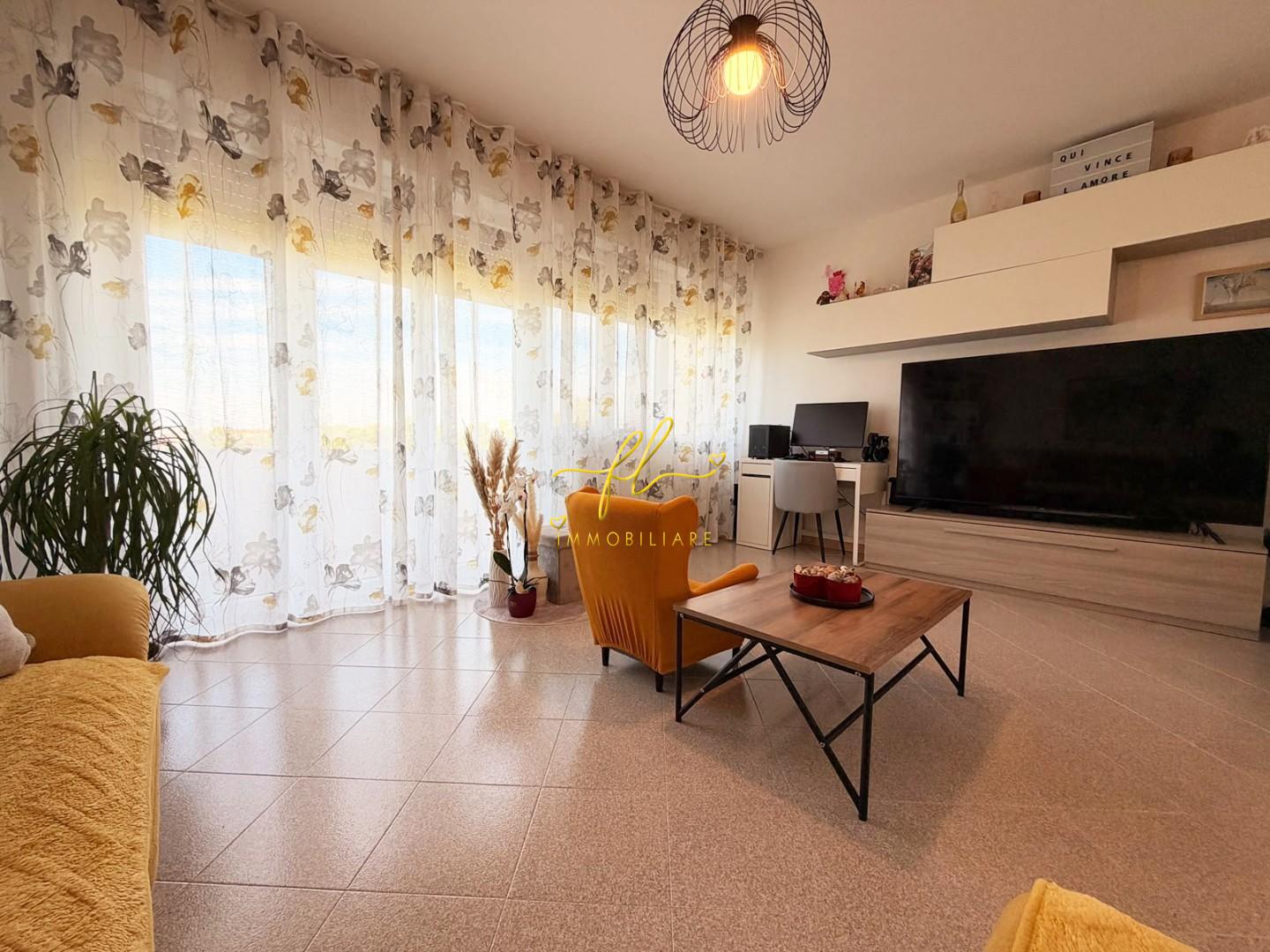 Quadrilocale con terrazzo a Cecina