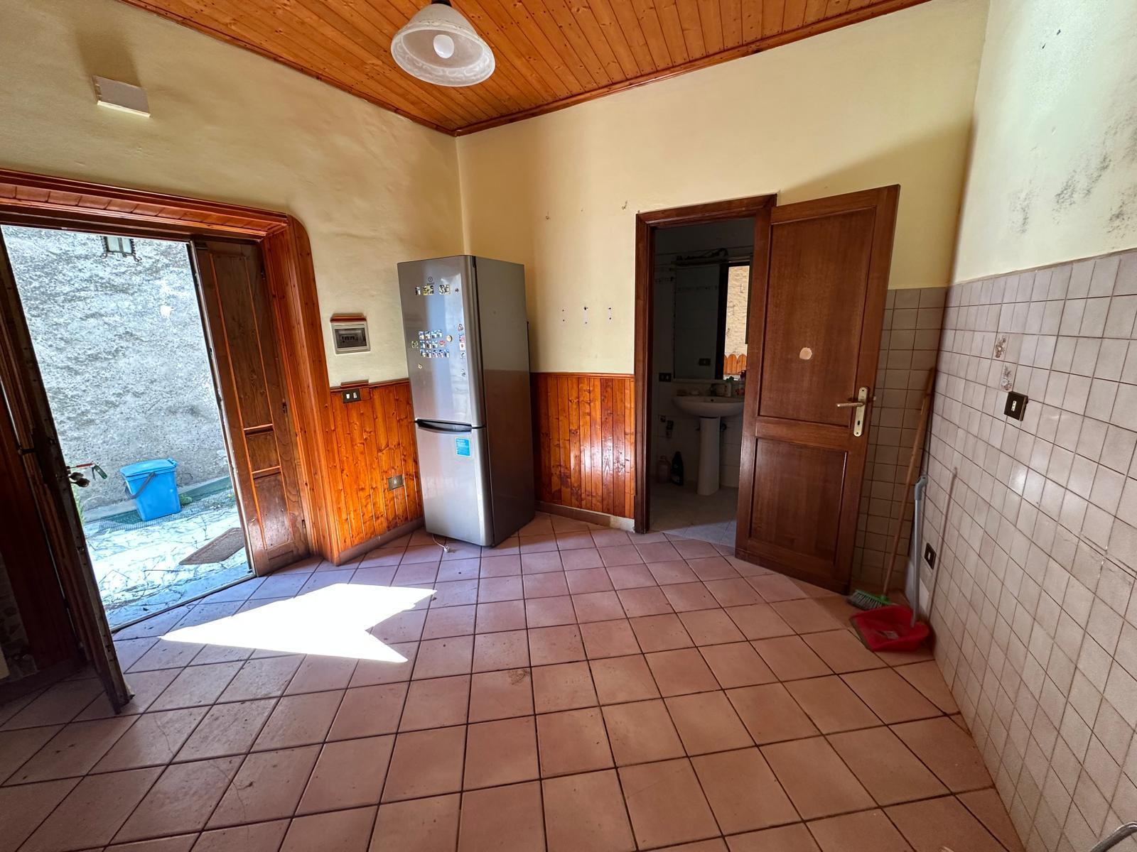 Appartamento con terrazzo in via aurelio saffi 11, Civitella San Paolo