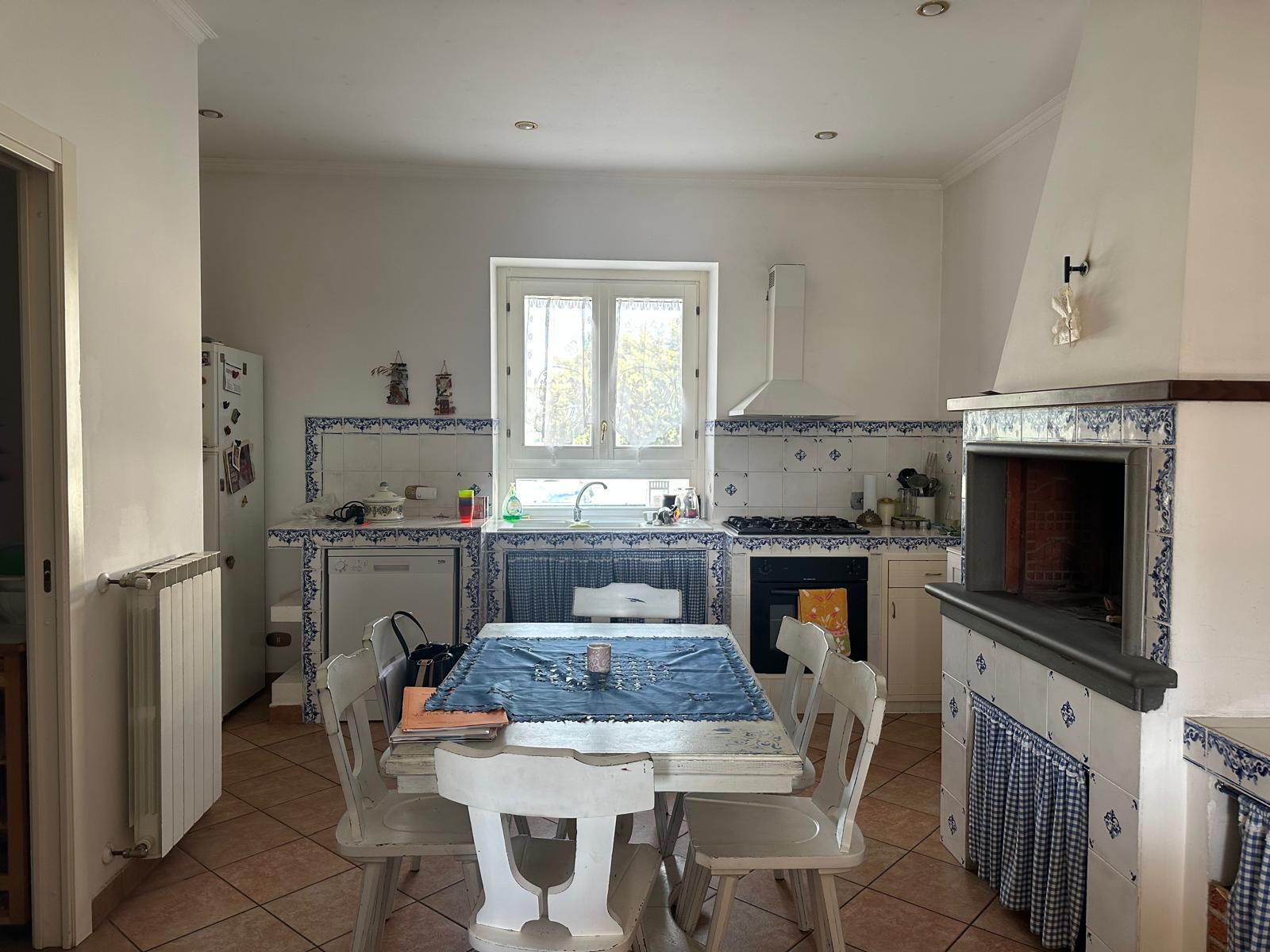 Appartamento con giardino in via rianese 180, Riano