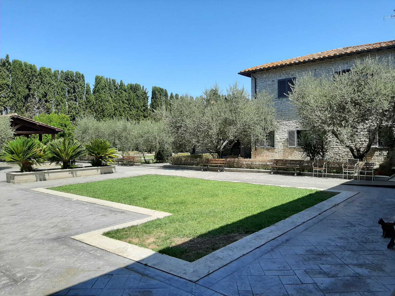 Stabile/Palazzo con giardino in via prato della corte 12, Fiano Romano