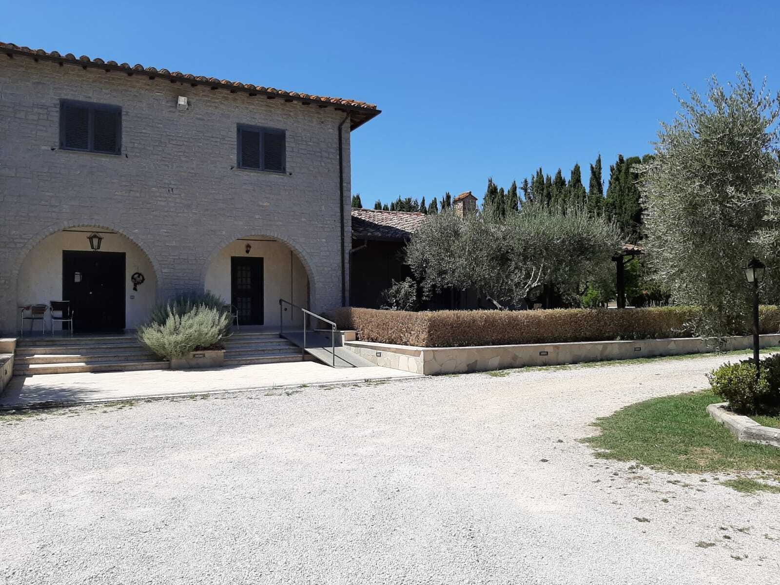 Stabile/Palazzo con giardino in via prato della corte 12, Fiano Romano