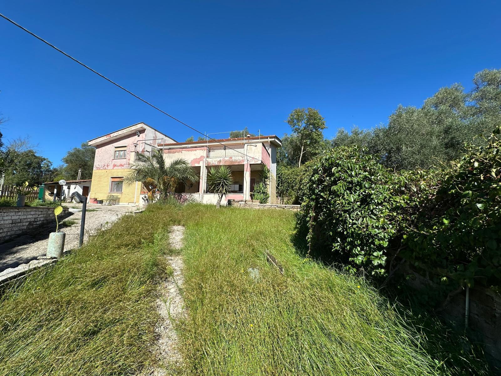 Villa con giardino a Filacciano