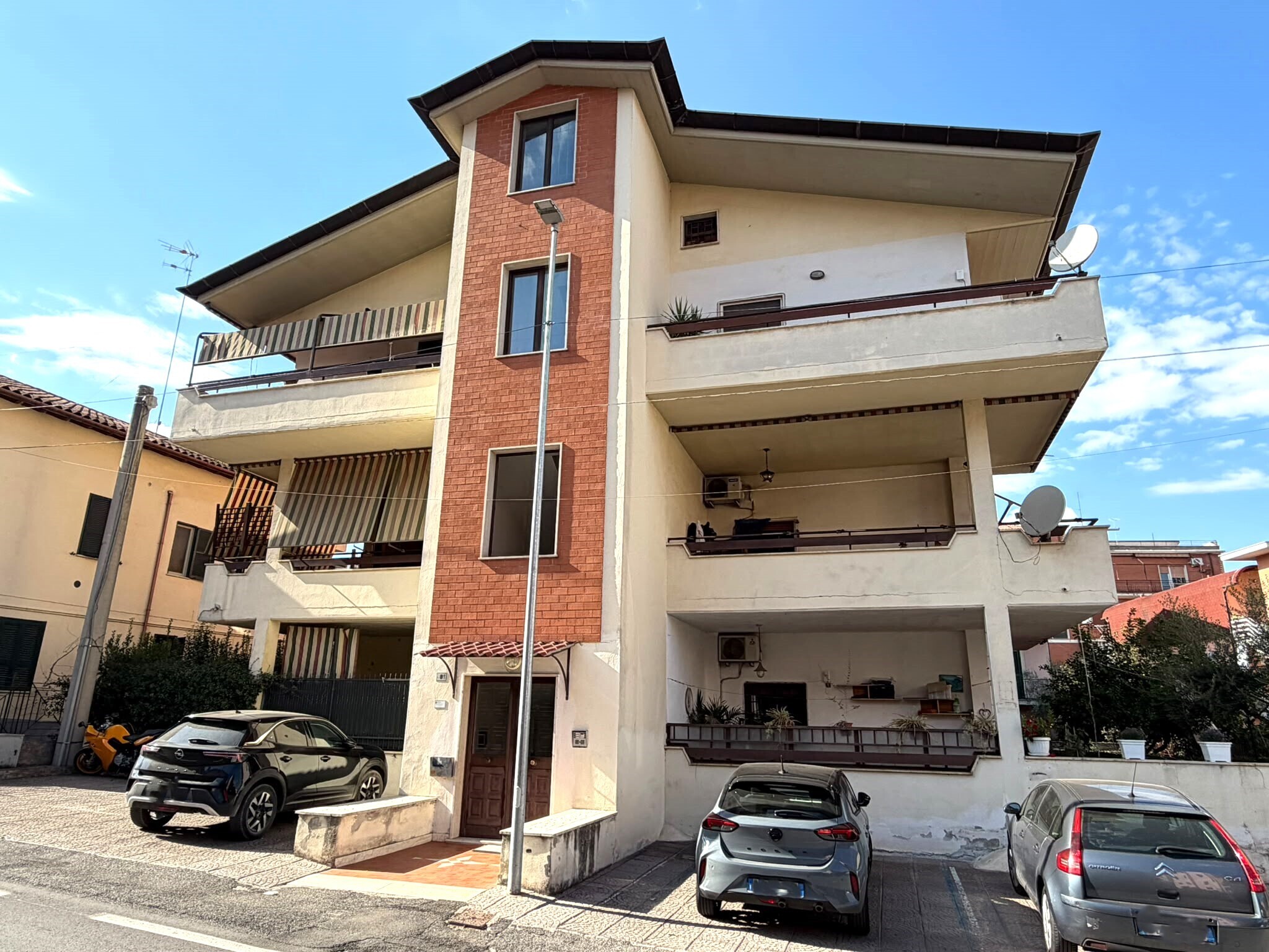 Trilocale con terrazzo a Fiano Romano