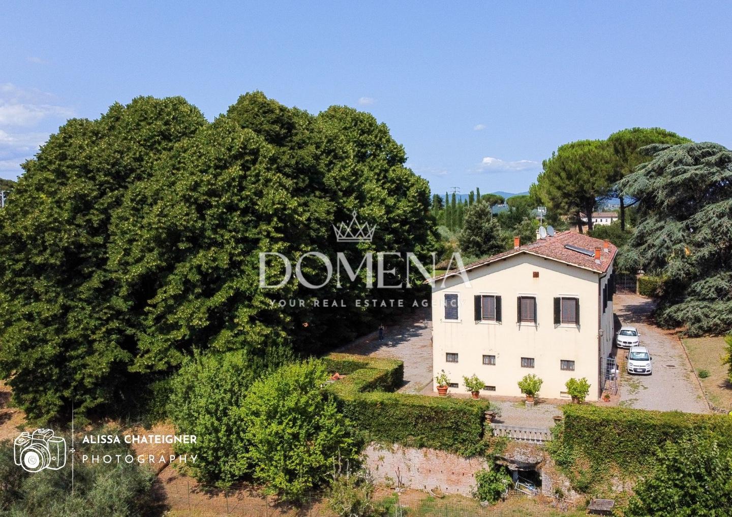 Villa con giardino, Siena scacciapensieri