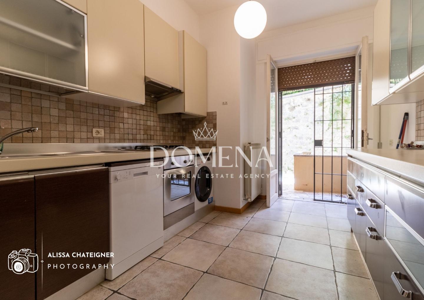 Appartamento con terrazzo, Siena s. prospero