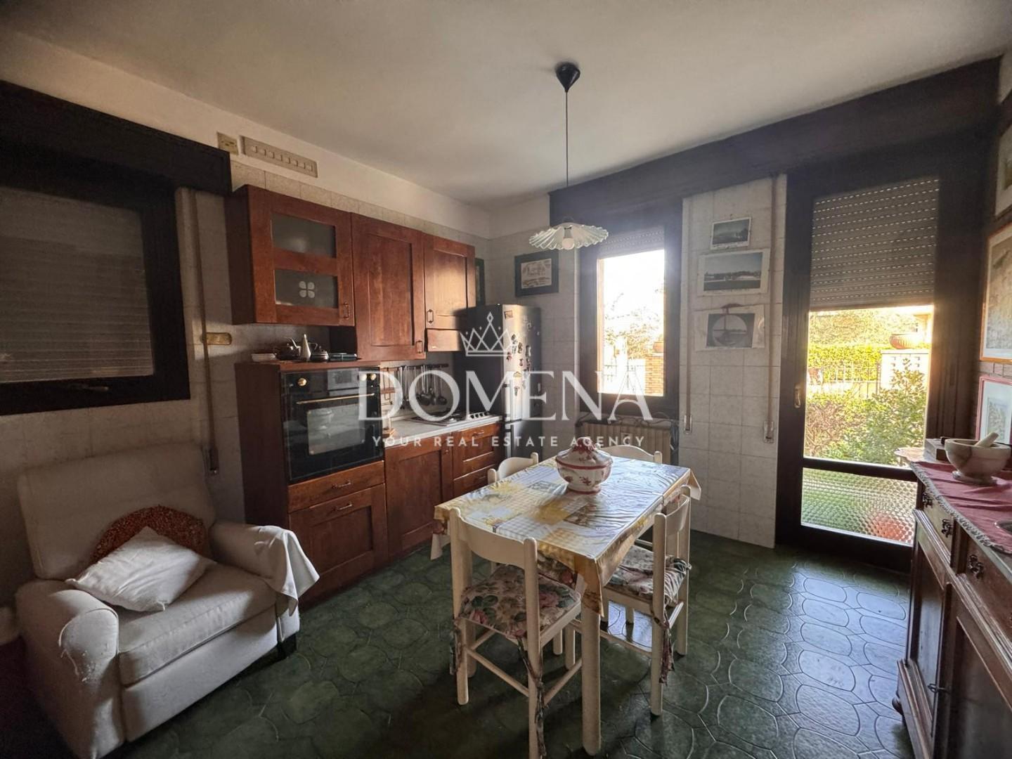Villa con giardino a Monticiano