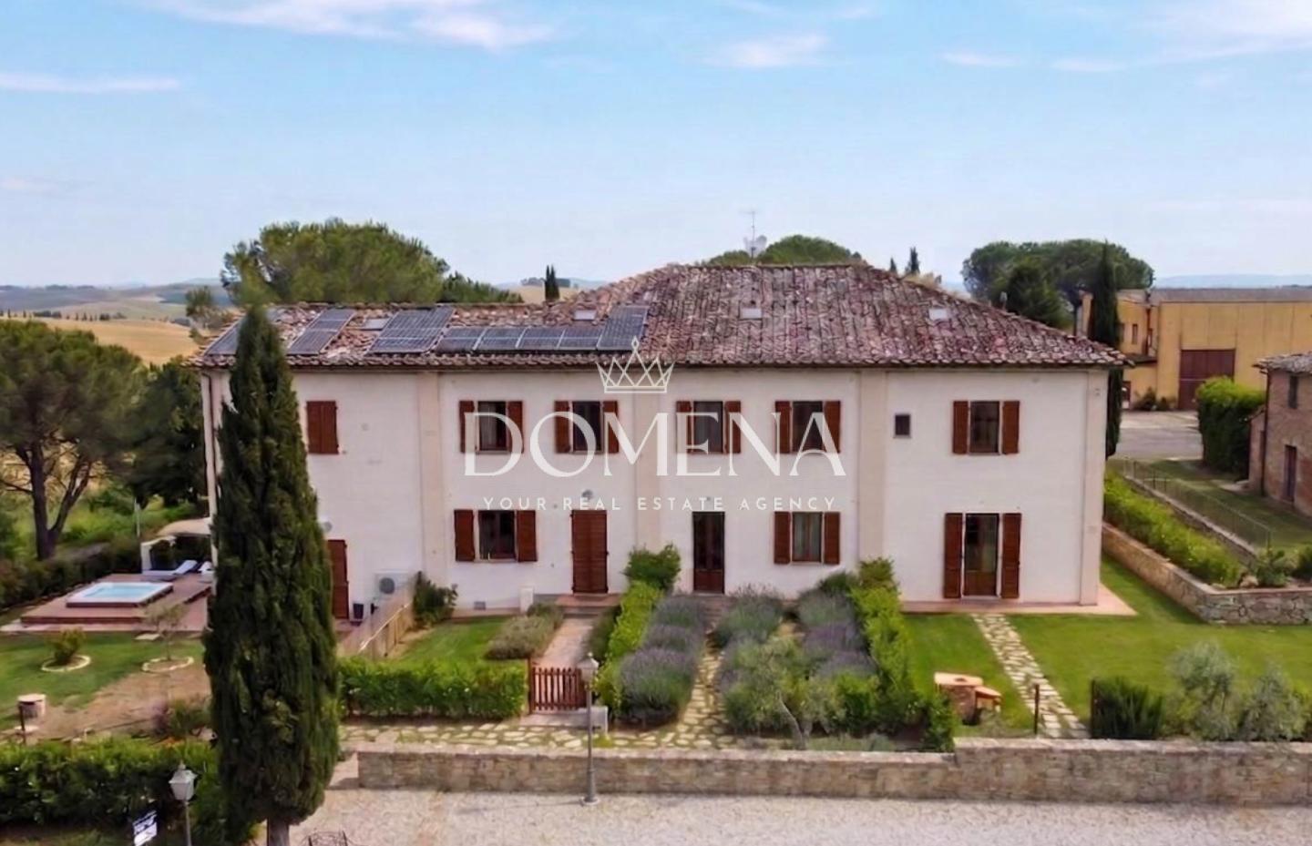 Villa con giardino, Siena salteano