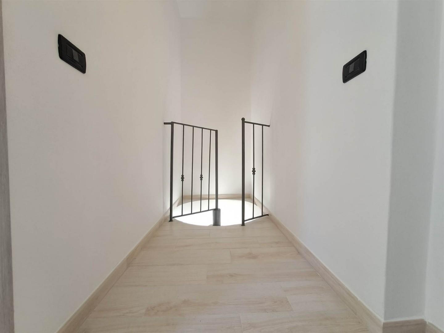 Casa indipendente con giardino, Ortonovo dogana