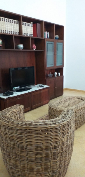 Quadrilocale arredato in affitto a Floridia