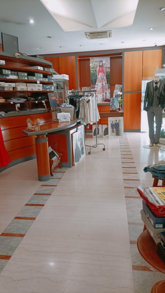 Negozio nuovo a Floridia