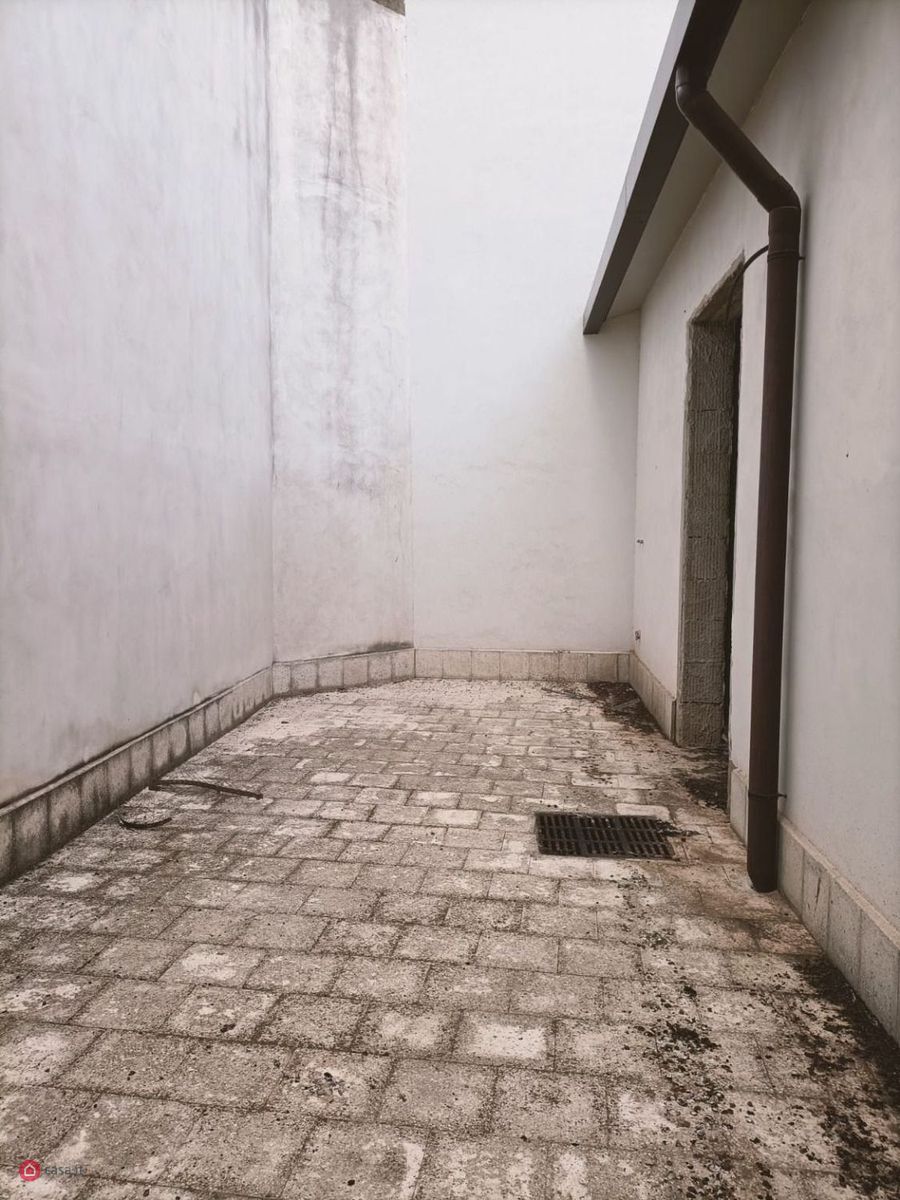 Villa nuova a Floridia