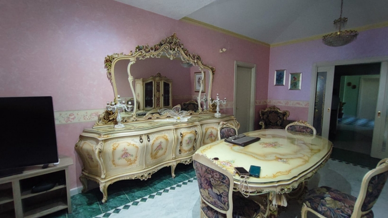 Appartamento arredato in affitto a Floridia