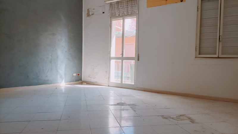 Casa indipendente con terrazzo a Floridia