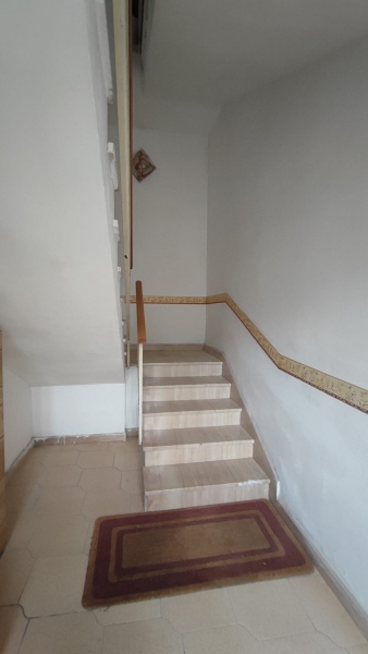 Casa indipendente con terrazzo a Floridia