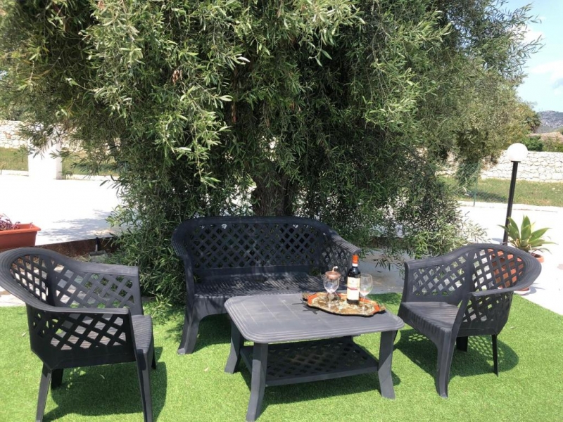 Villa arredata in affitto a Floridia