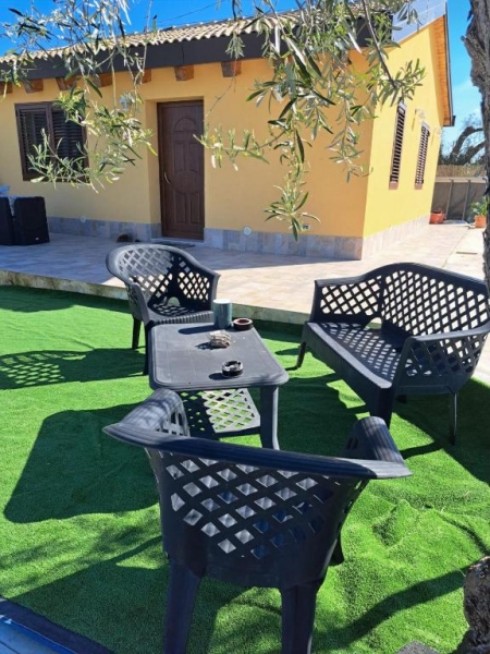 Villa arredata in affitto a Floridia