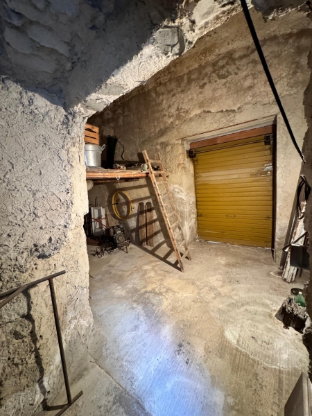 Stabile/Palazzo da ristrutturare a Ispica